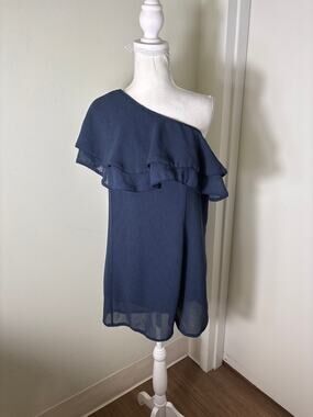 Honey Bella Navy One Shoulder Romper Sz L
